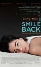 Bakıp Gülümserim I Smile Back