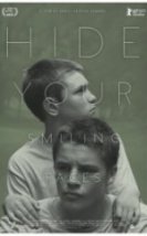 Gülen Yüzlerinizi Saklayın Hide Your Smiling Faces