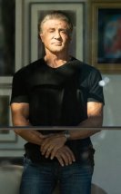 “Sly” Fragman: Sylvester Stallone Netflix Belgeselinde Hayatını ve Kariyerini Masaya Yatırıyor