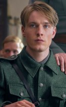 Netflix’in 2. Dünya Savaşı Dizisi “Göremediğimiz Tüm Işıklar”dan Yeni Fragman