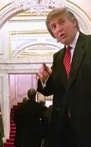 Donald Trump “Evde Tek Başına 2″ye Zorbalıkla Girdiğini Yalanladı