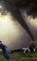 Glen Powell Doğruladı: “Twisters” Bir Devam Filmi Değil