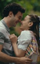 Aytaç Şaşmaz, Belçim Bilgin, Sümeyye Aydoğan ve Burak Sevinç’in başrollerini paylaştığı “Hatıran Yeter” filminden yeni fragman yayınlandı.