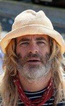 Chris Pine’ın Yönettiği ve Başrolde Oynadığı “Poolman”den İlk Fragman