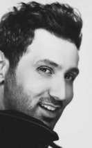 Ünlü Şarkıcı ve Yönetmen Metin Arolat Hayatını Kaybetti.