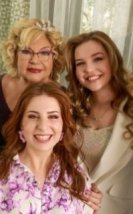 “Sihirli Annem: Hepimiz Biriz” Gişenin Zirvesini Bırakmıyor!