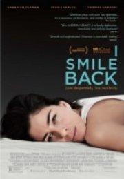 Bakıp Gülümserim I Smile Back