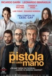 Ellerimde Silahlar Una Pistola En Cada Mano