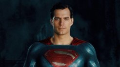 Henry Cavill, Superman Olarak Dönüyor!