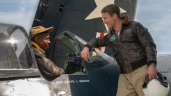 Glen Powell ve Jonathan Majors Başrollü “Devotion”dan Yeni Fragman