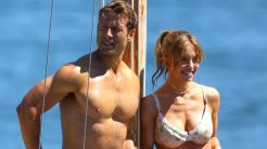 Sydney Sweeney ve Glen Powell, Romantik Komedi Filmlerinin Setinde Görüntülendi