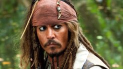 Disney “Karayip Korsanları 6” İçin Johnny Depp’i İstiyor!