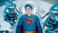 Superman’den Beş Dakikalık Özel Tanıtım Videosu!