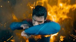 İnceleme: “Superman”in Yeni Başlangıcı!