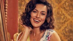 Ezgi Mola, Lerzan Rolüyle “Organize İşler Karun Hazinesi” Dizisinde!