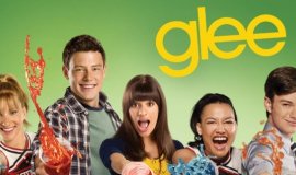 “Glee” Dizisinin Perde Arkasını Gösterecek Bir Belgesel Geliyor!