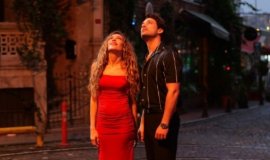 Sinem Kobal ve Alp Navruz’un Yeni Filmi “Her Şeyin Başı Merkür”den Yeni Fragman Yayınlandı!