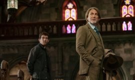 “Bıçaklar Çekildi: Ölü Adamın Uyanışı” Filminden Tanıtım Fragmanı ve Yayın Tarihi!