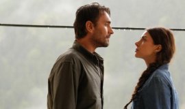 Deniz Baysal ve Ulaş Tuna Astepe’li Yeni Dizi “Taşacak Bu Deniz” Geliyor!