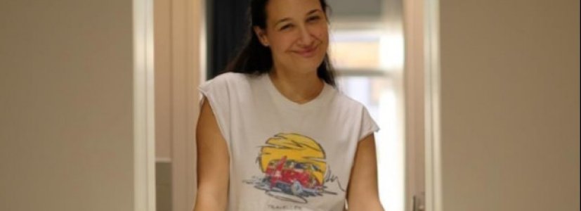 Gupse Özay’dan “Platonik” Dizisi Yolda!